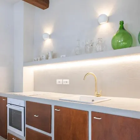 Donna Rina - Suggestiva Casa Nel Centro Storico Prázdninový dům *