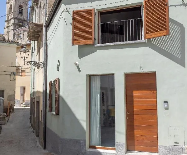 Donna Rina - Suggestiva Casa Nel Centro Storico Holiday home Colledimezzo