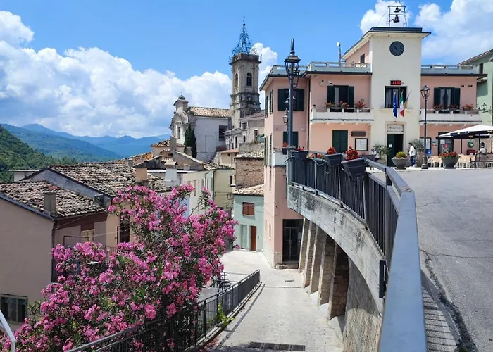 Donna Rina - Suggestiva Casa Nel Centro Storico *